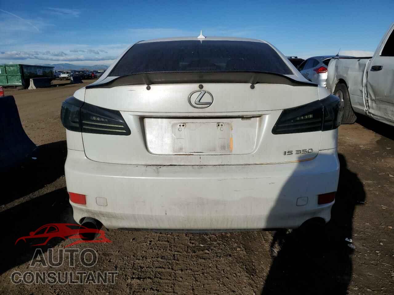 LEXUS IS 2012 - JTHCF5C24C5054655