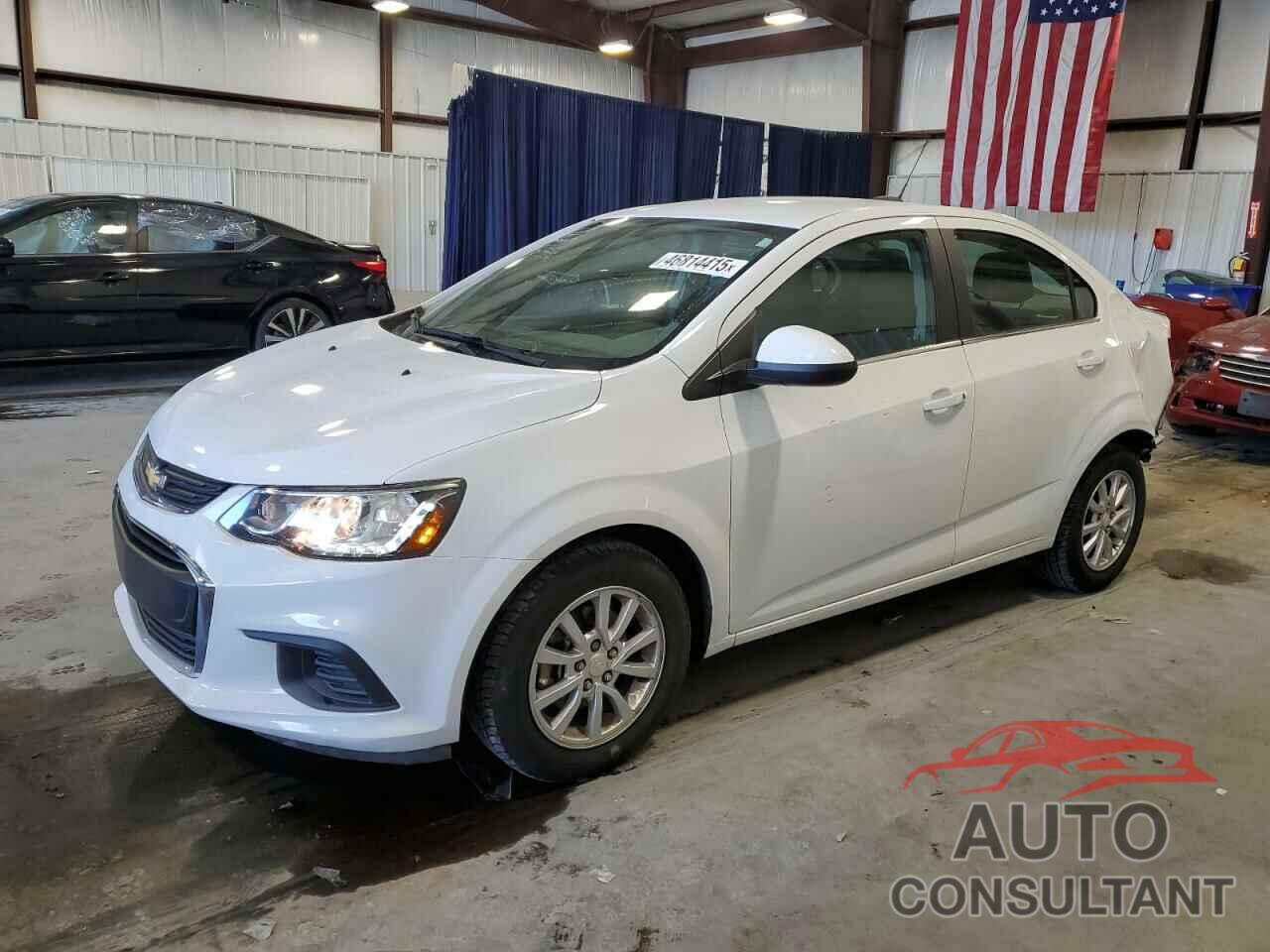 CHEVROLET SONIC 2018 - 1G1JD5SH3J4107121