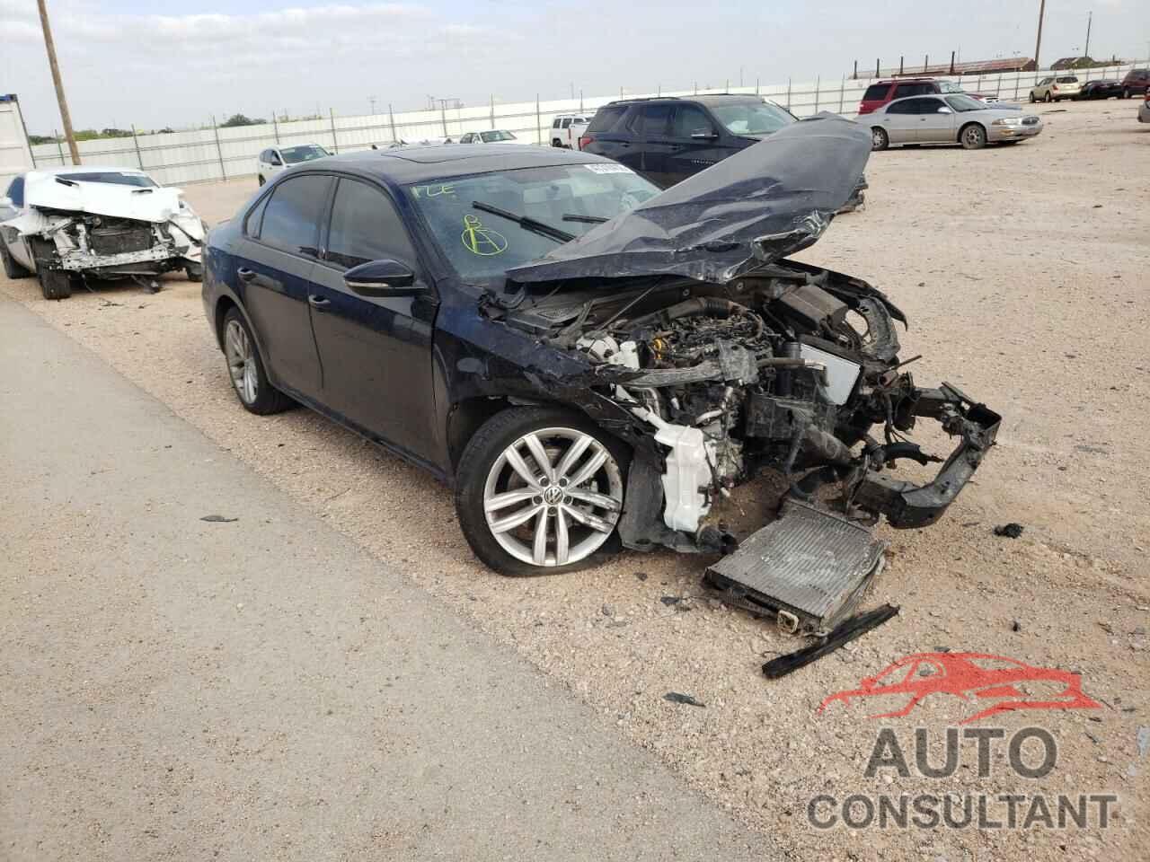 VOLKSWAGEN PASSAT 2019 - 1VWLA7A32KC005016
