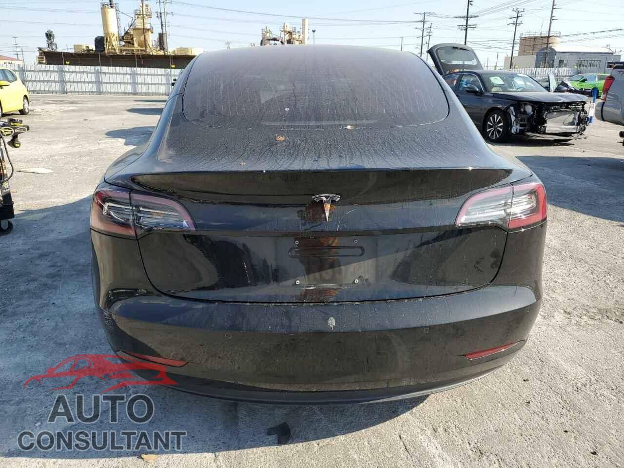 TESLA MODEL 3 2018 - 5YJ3E1EB3JF186053