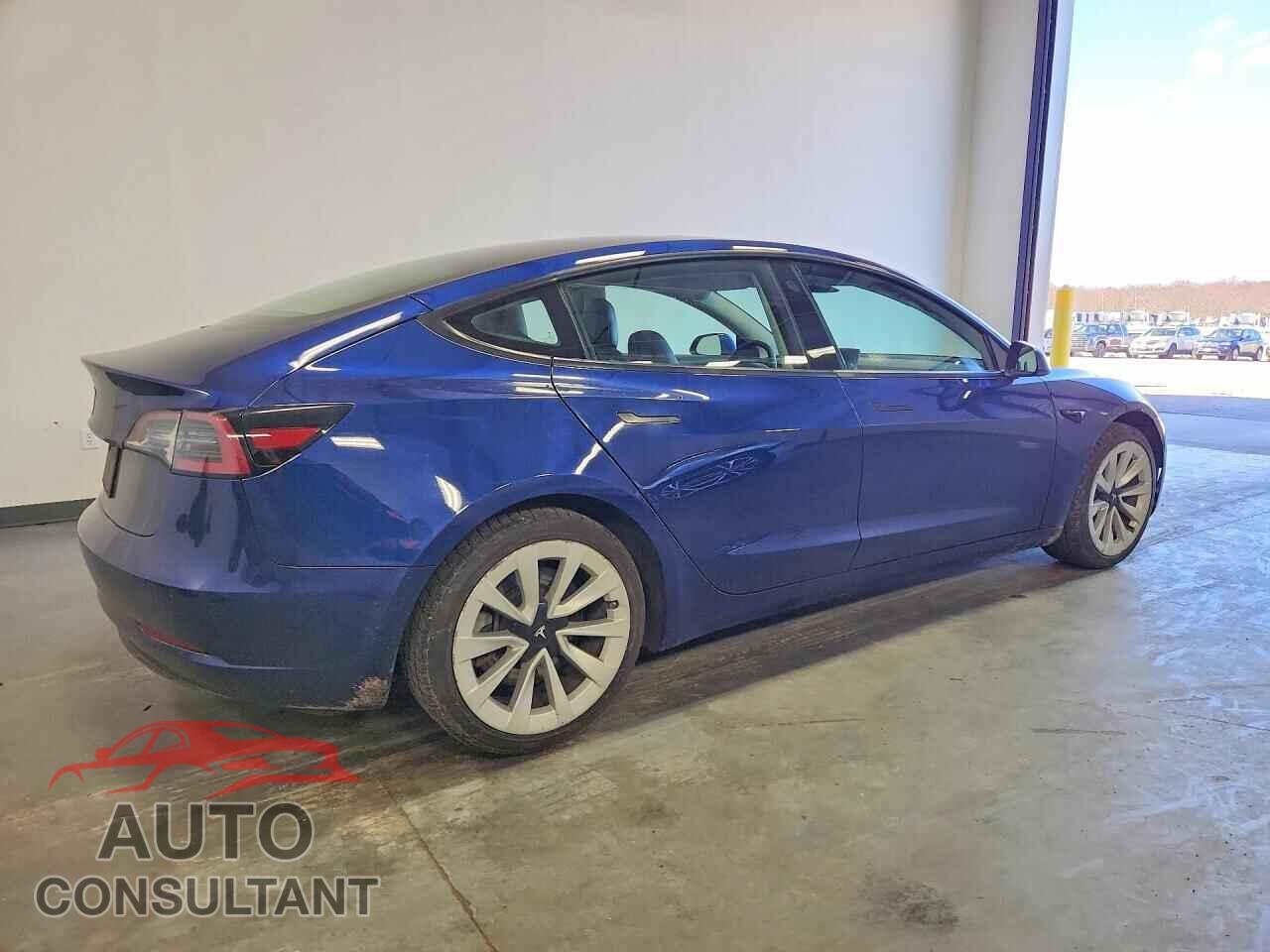 TESLA MODEL 3 2022 - 5YJ3E1EA9NF285568