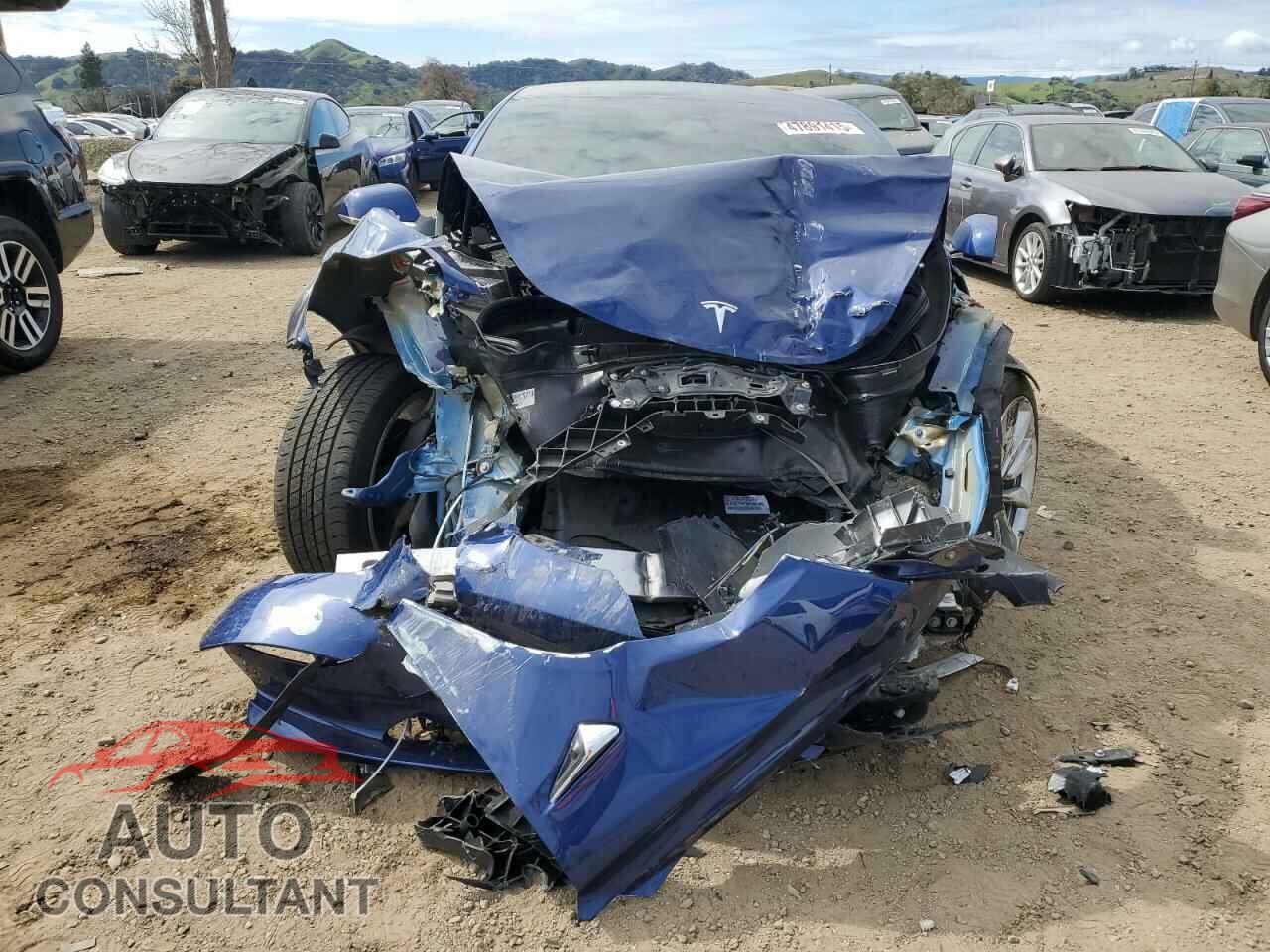 TESLA MODEL 3 2020 - 5YJ3E1EA0LF660874