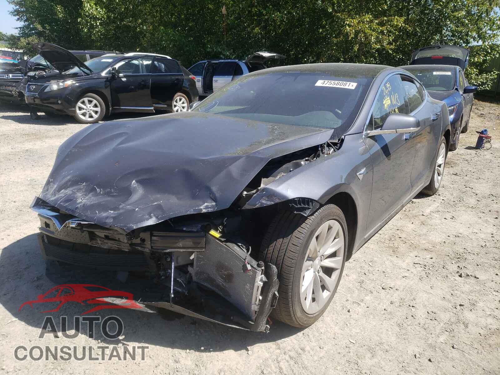 TESLA MODEL S 2018 - 5YJSA1E20JF277272