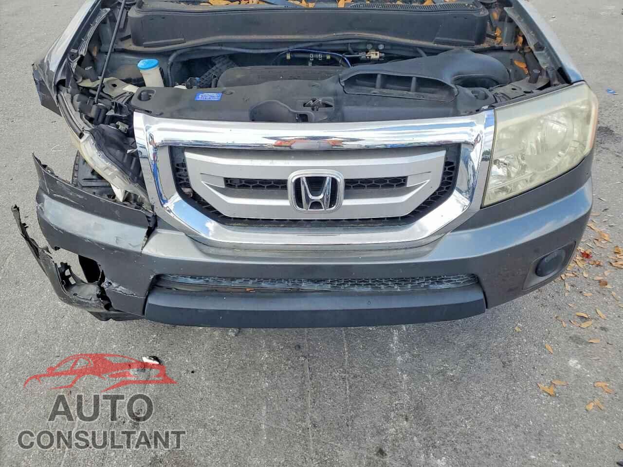 HONDA PILOT 2011 - 5FNYF3H28BB027900