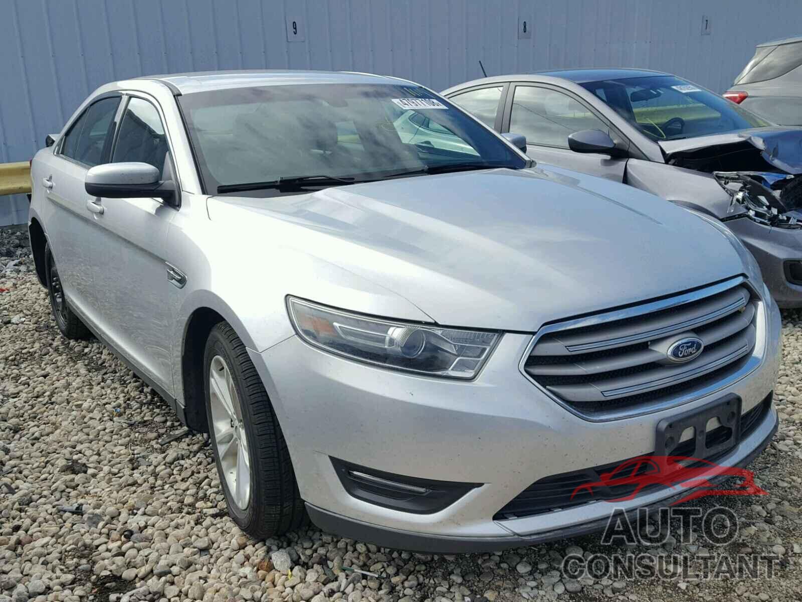 FORD TAURUS 2015 - 1FAHP2E86FG151634