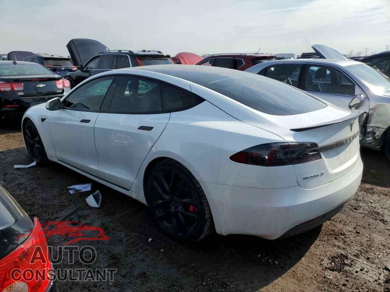 TESLA MODEL S 2018 - 5YJSA1E40JF261316