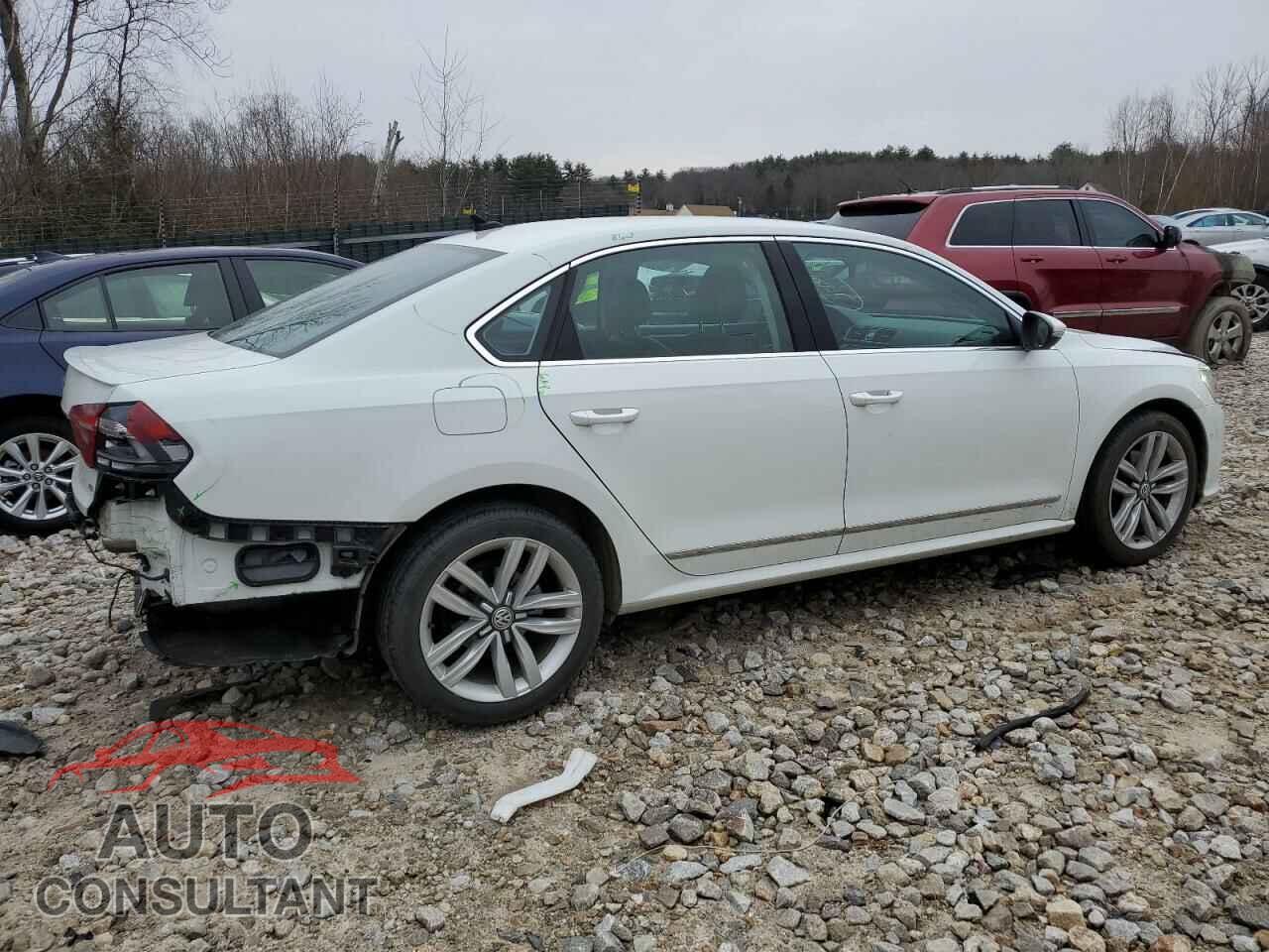 VOLKSWAGEN PASSAT 2017 - 1VWCT7A38HC032871