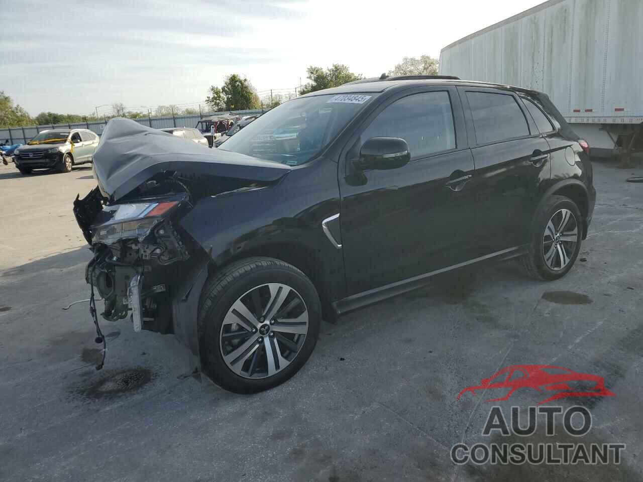 MITSUBISHI OUTLANDER 2023 - JA4ARUAU0PU012861