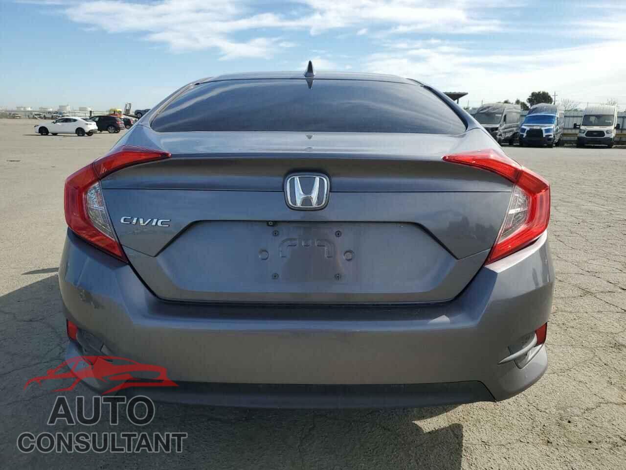 HONDA CIVIC 2017 - 19XFC2F78HE202881