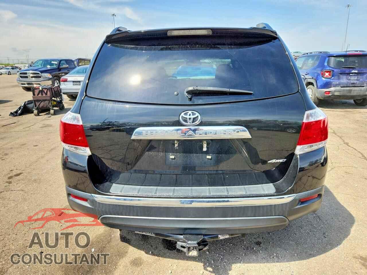 TOYOTA HIGHLANDER 2013 - 5TDDK3EH8DS185025