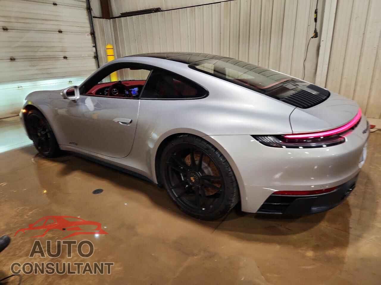 PORSCHE 911 2023 - WP0AB2A95PS221342