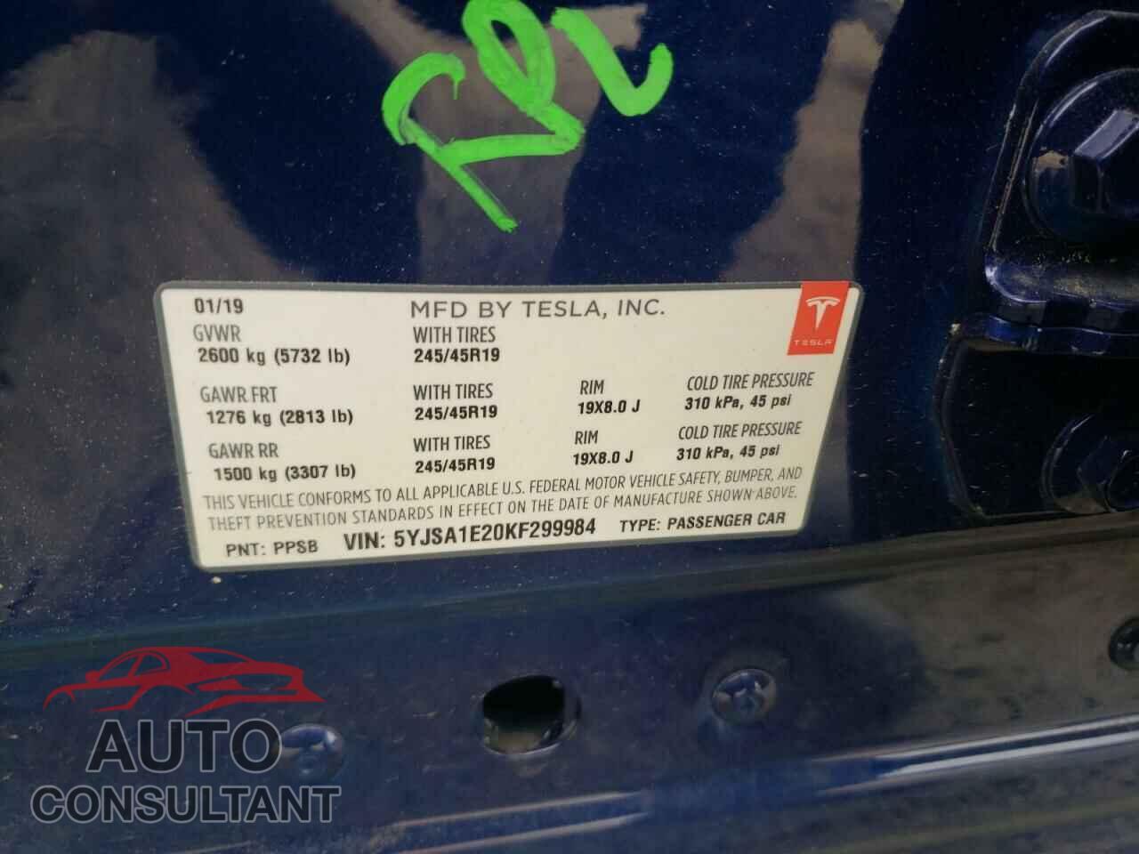 TESLA MODEL S 2019 - 5YJSA1E20KF299984
