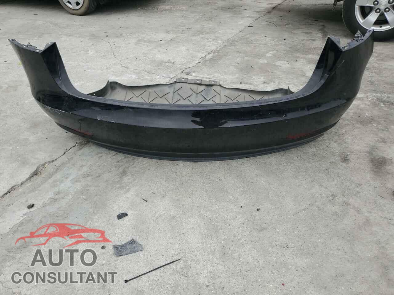 TESLA MODEL 3 2020 - 5YJ3E1EA6LF611243