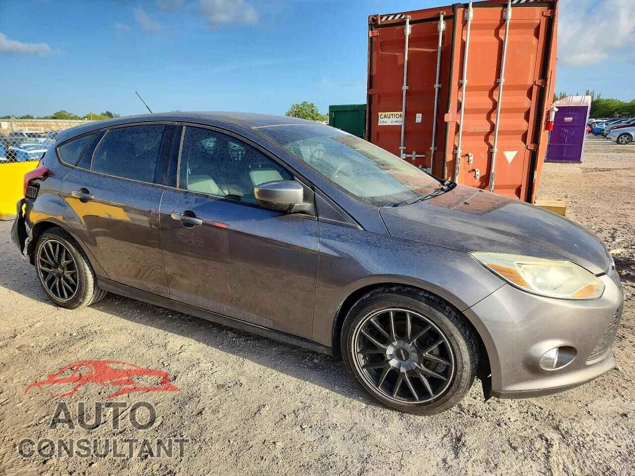 FORD FOCUS 2012 - 1FAHP3K23CL415420