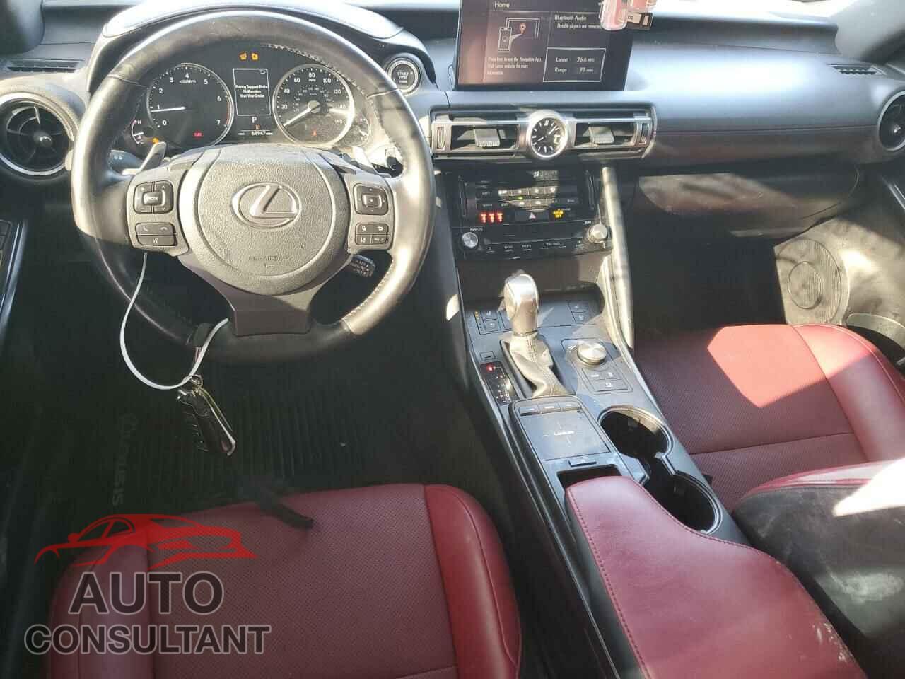 LEXUS IS 2022 - JTHCA1D2XN5120103