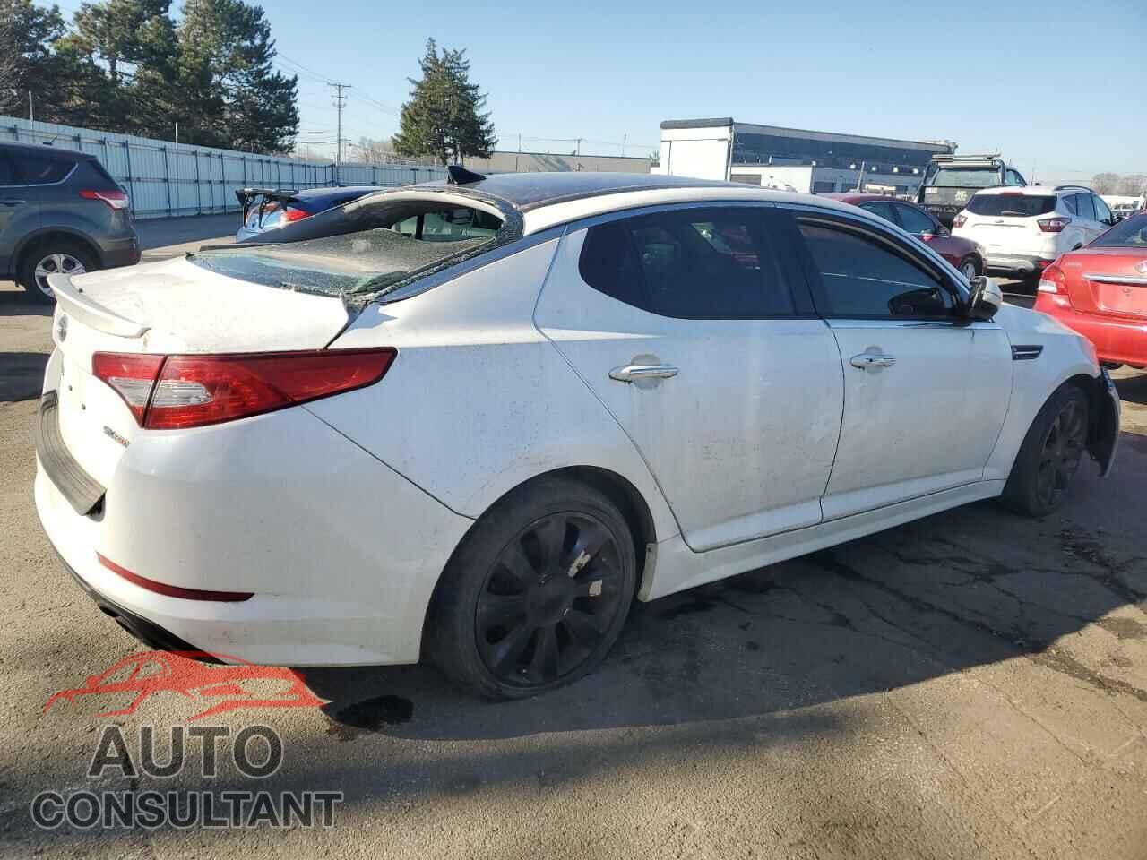 KIA OPTIMA 2011 - KNAGR4A64B5121180