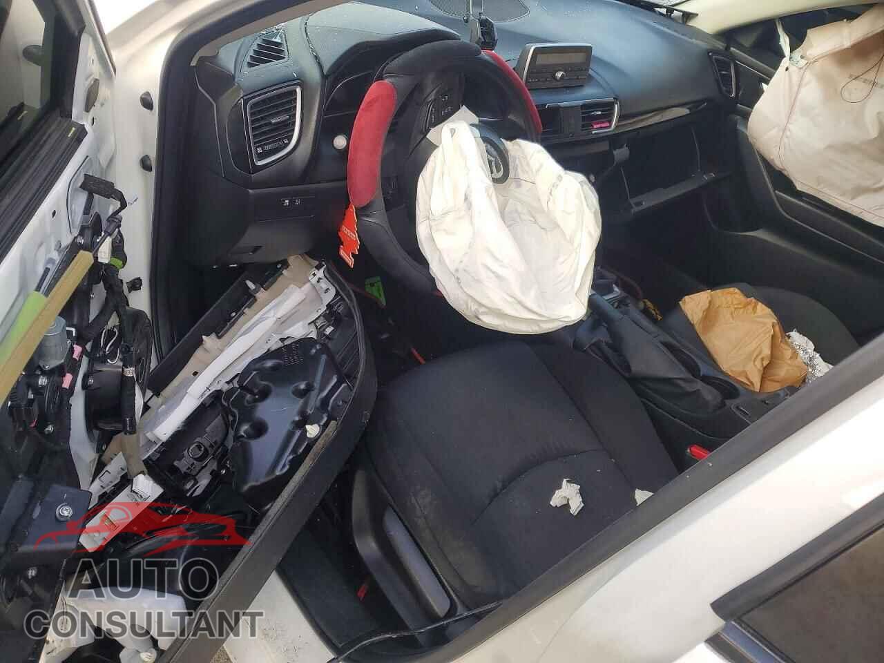 MAZDA 3 2014 - JM1BM1K77E1213669