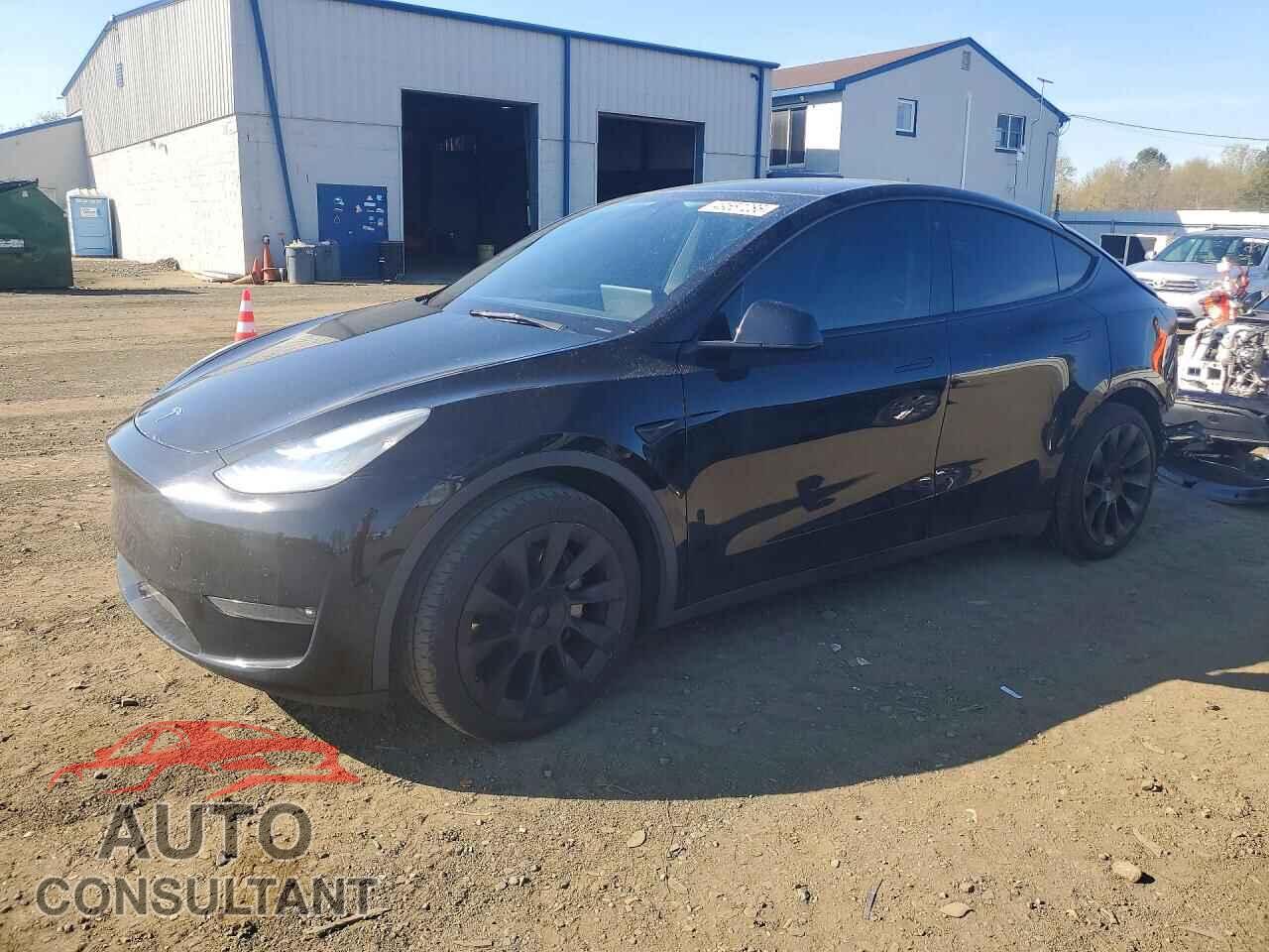 TESLA MODEL Y 2021 - 5YJYGDEE5MF219196