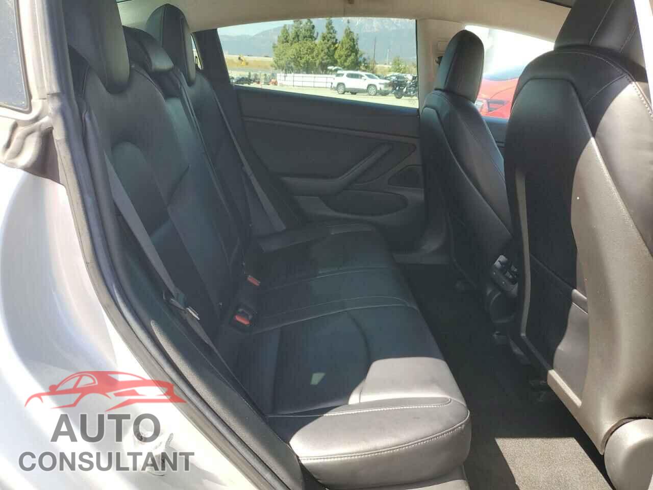 TESLA MODEL 3 2017 - 5YJ3E1EA6HF000684