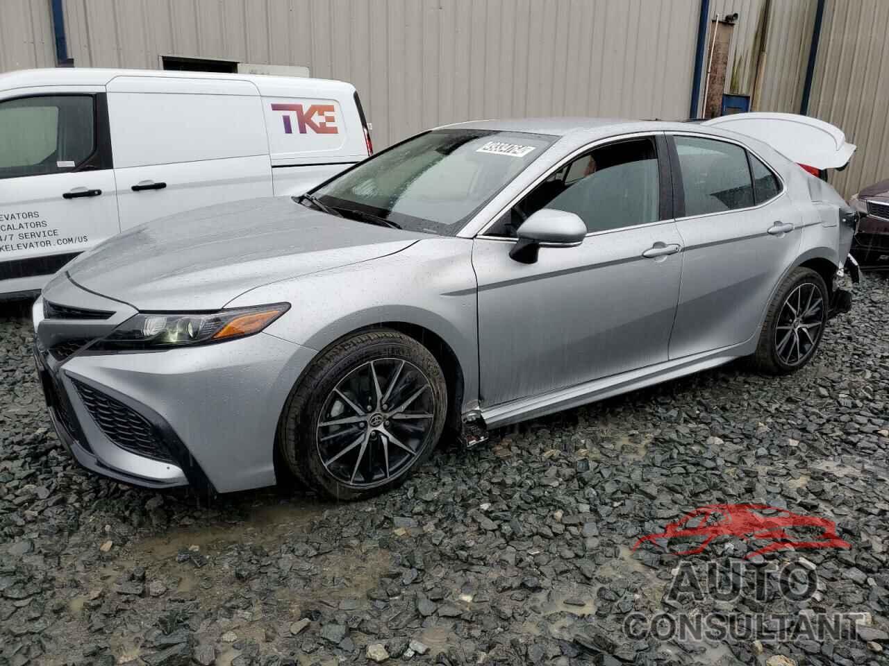 TOYOTA CAMRY 2022 - 4T1G11AK7NU704564