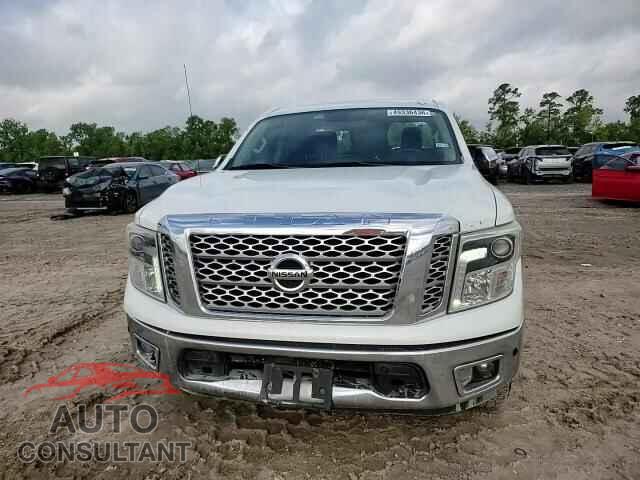 NISSAN TITAN 2017 - 1N6AA1E64HN565965