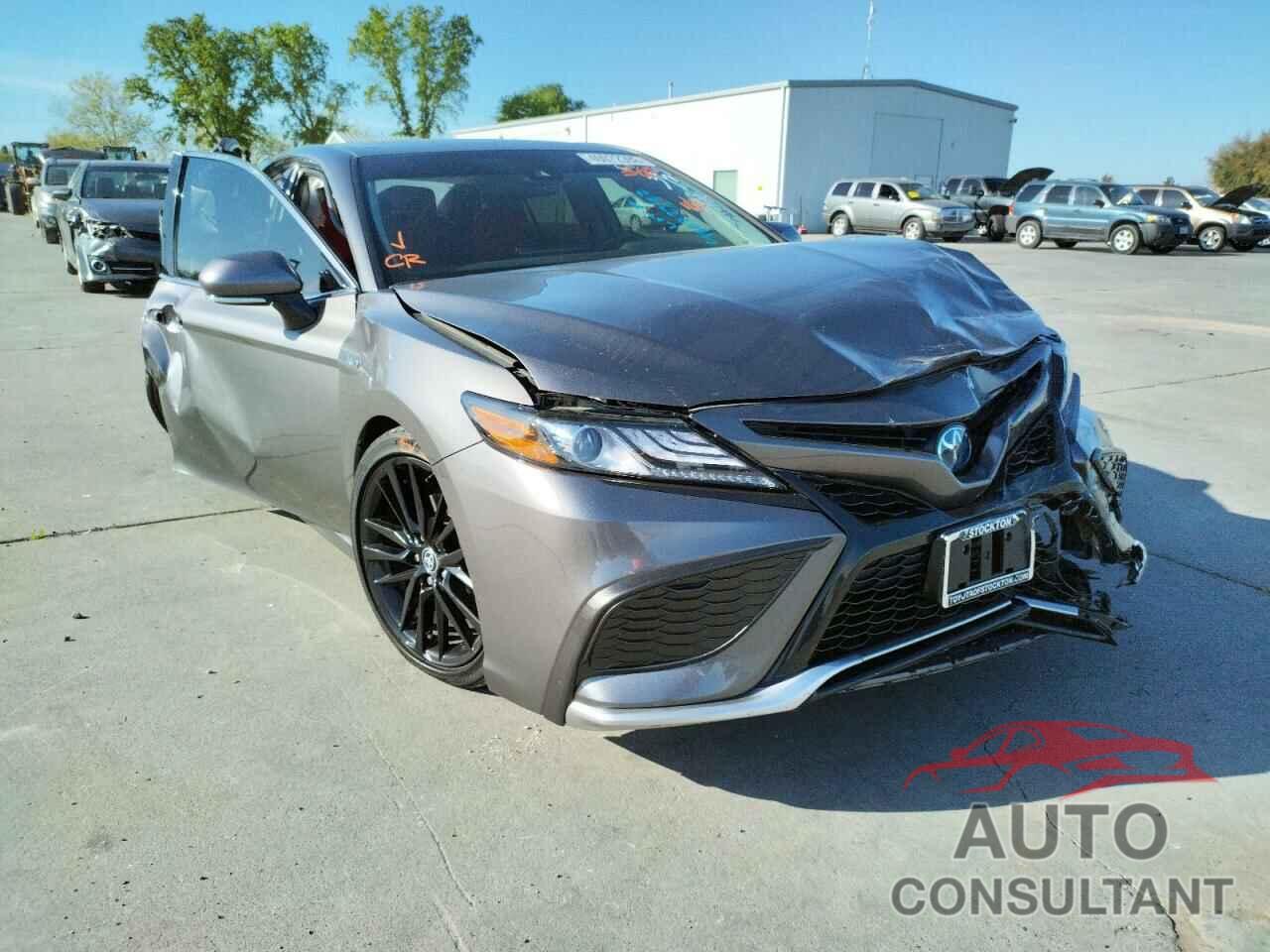TOYOTA CAMRY 2021 - 4T1K31AK6MU549525