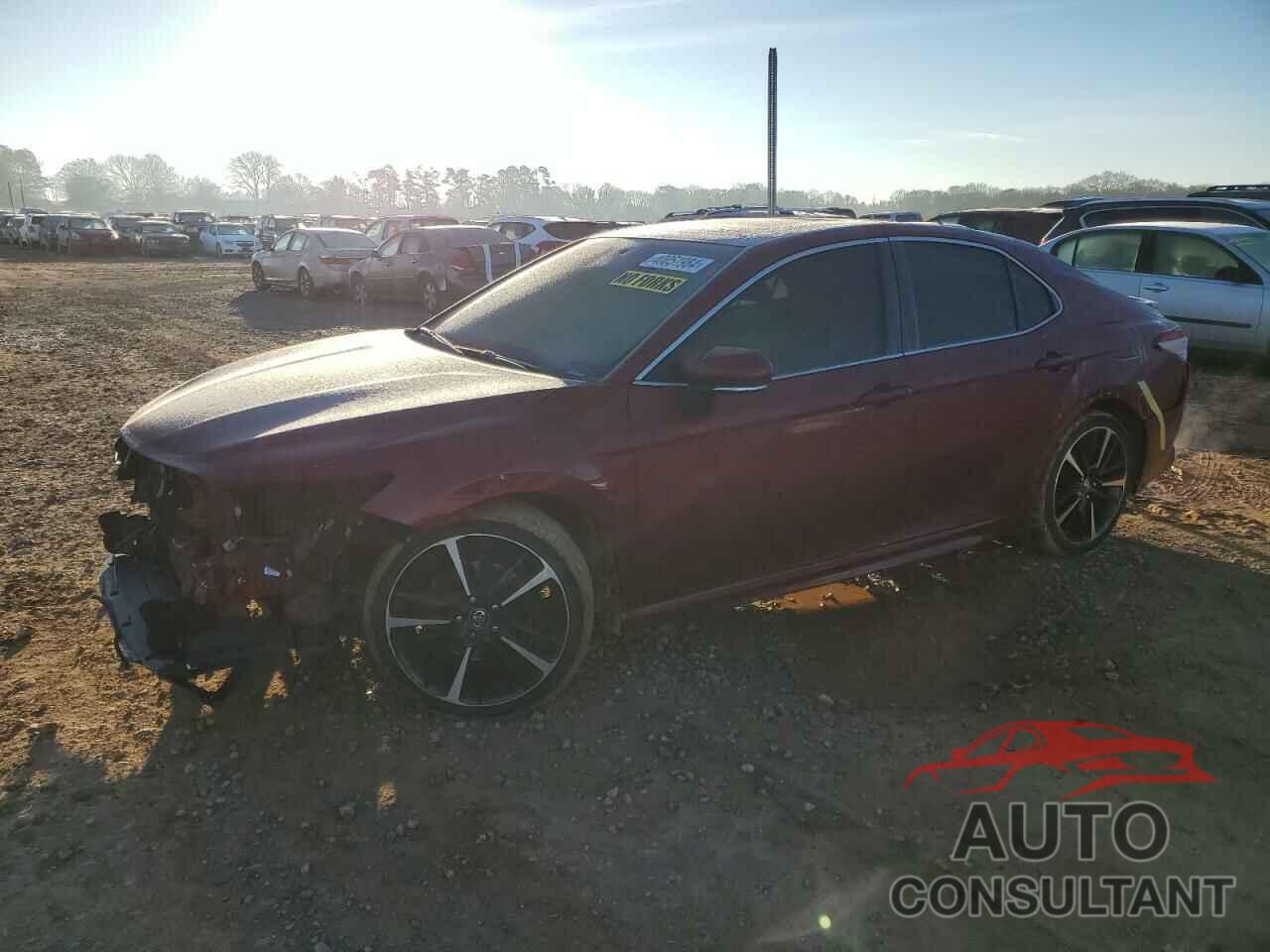 TOYOTA CAMRY 2018 - 4T1B61HK1JU558206