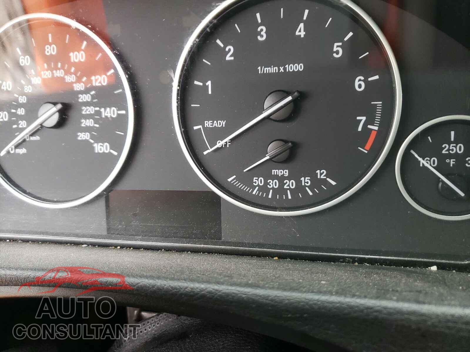 BMW 3 SERIES 2016 - WBA8E5G51GNU21206