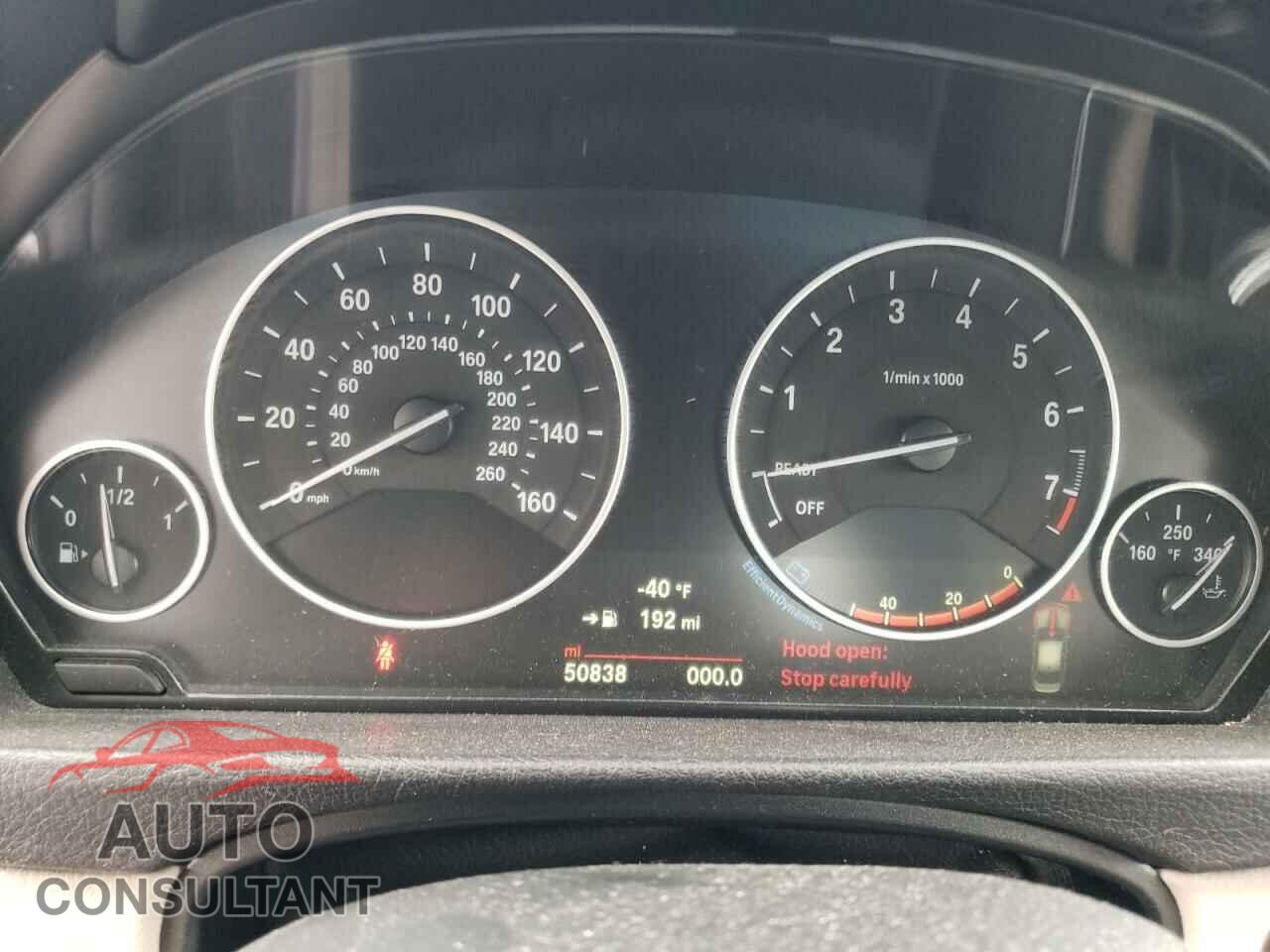 BMW 3 SERIES 2016 - WBA8E3G54GNU05702