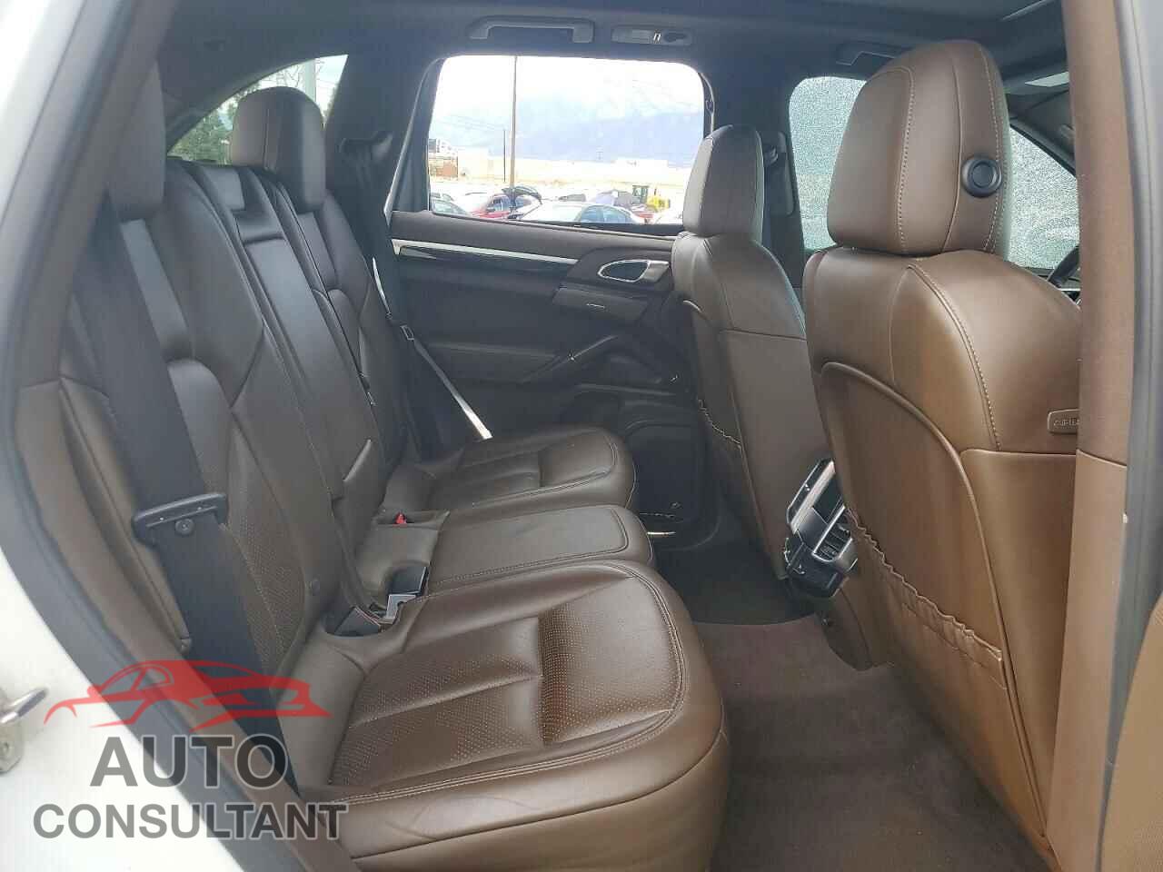PORSCHE CAYENNE 2015 - WP1AB2A29FLA59791