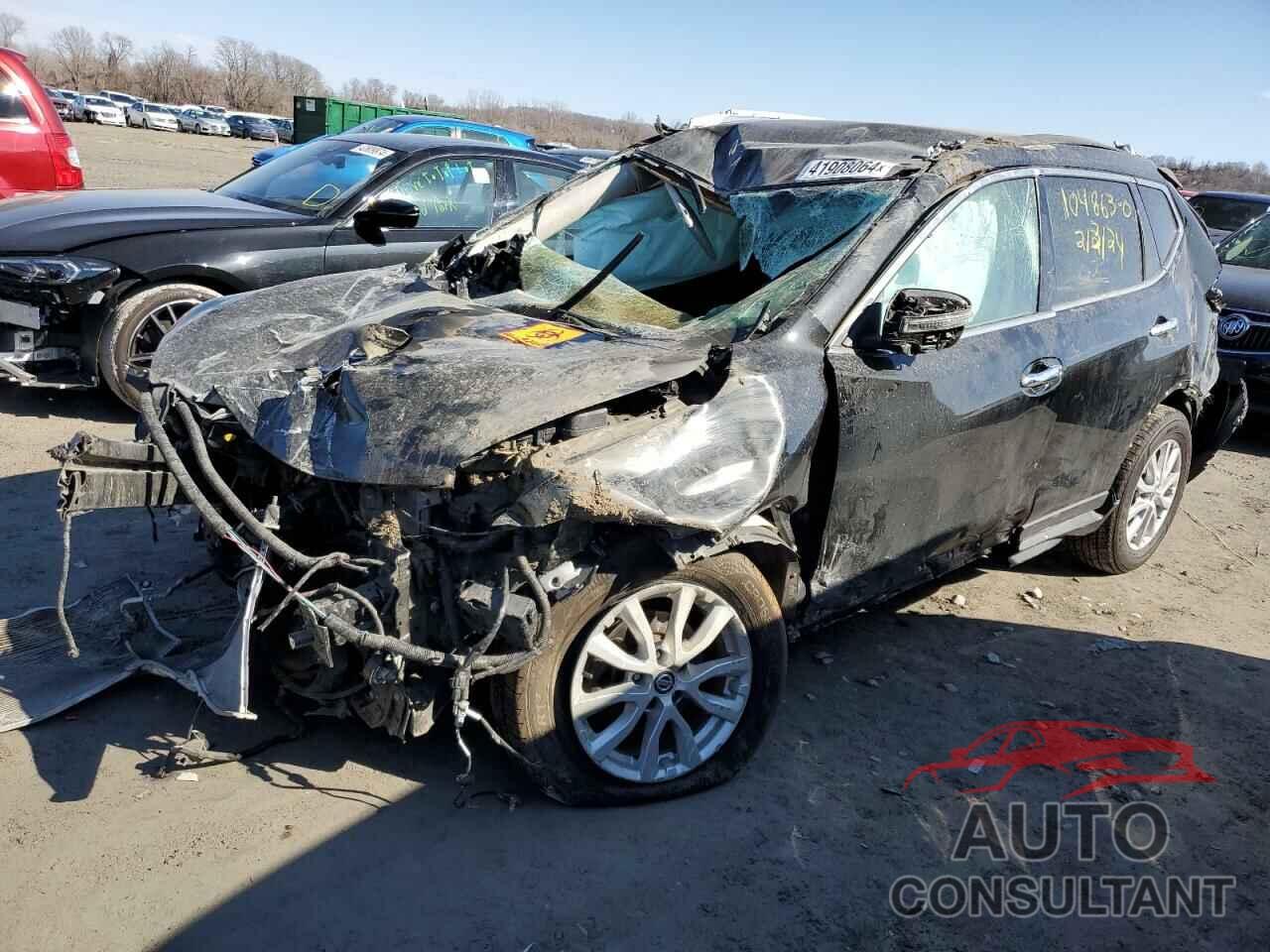 NISSAN ROGUE 2019 - 5N1AT2MVXKC804364