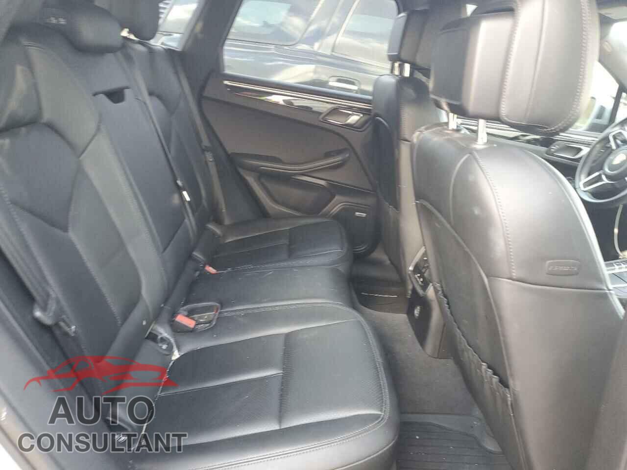 PORSCHE MACAN 2018 - WP1AA2A51JLB11078