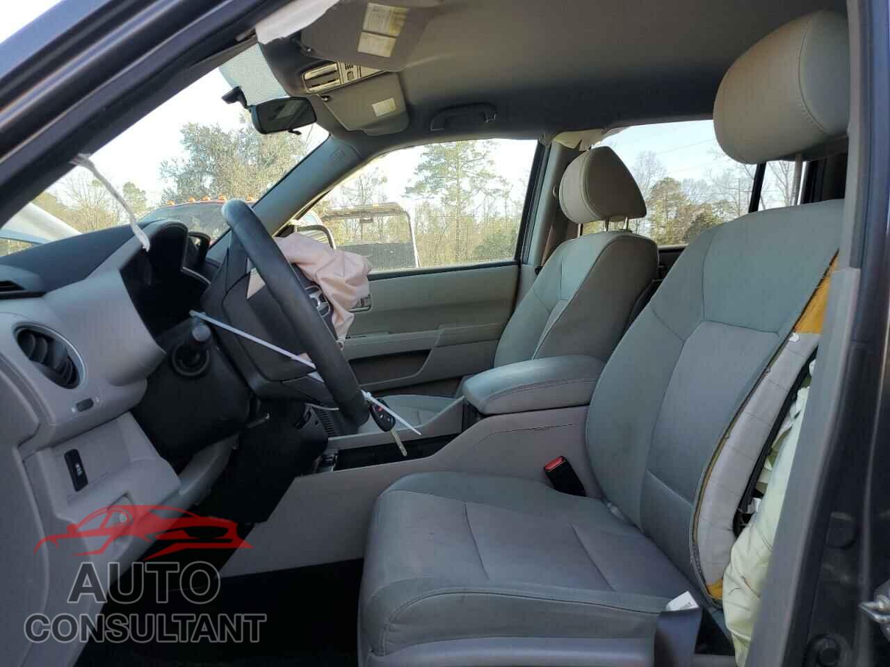 HONDA PILOT 2015 - 5FNYF3H48FB007525