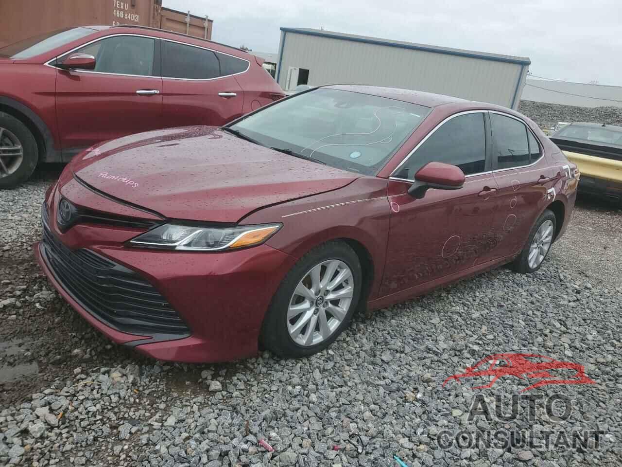 TOYOTA CAMRY 2018 - 4T1B11HK0JU528693