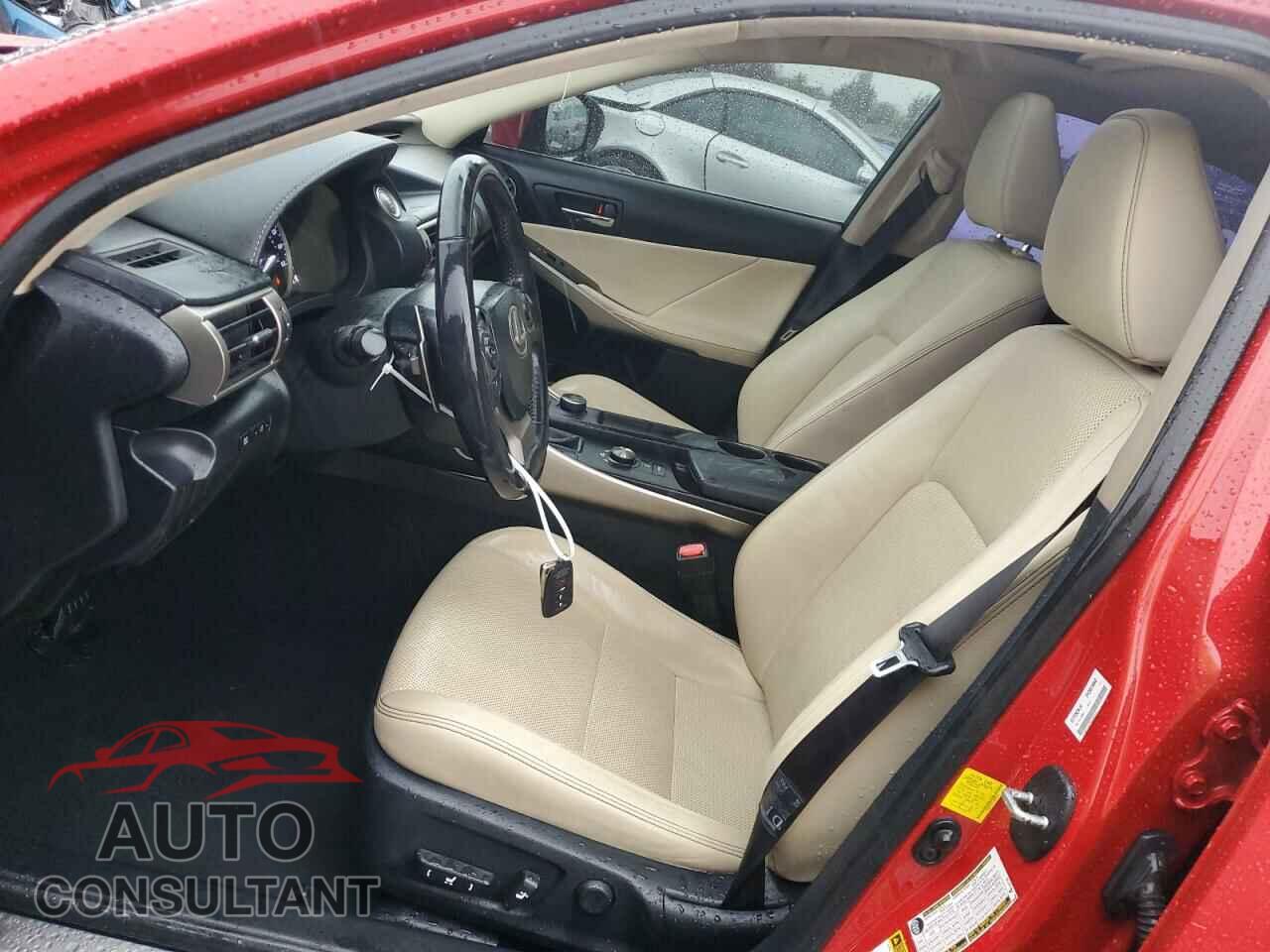 LEXUS IS 2016 - JTHBA1D27G5020314