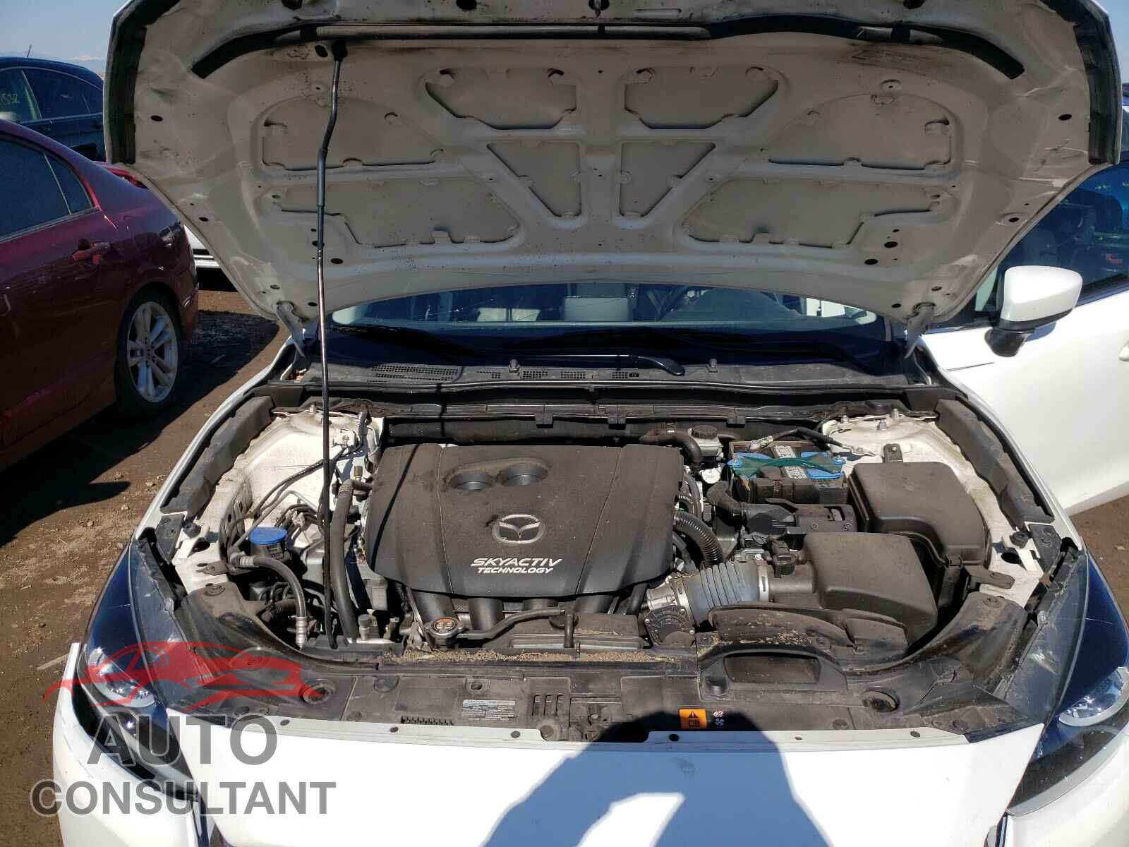 MAZDA 3 2017 - 3MZBN1L33HM127787