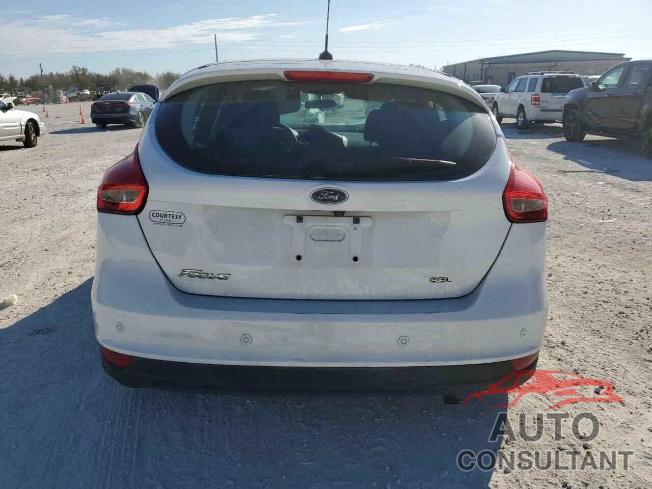 FORD FOCUS 2017 - 1FADP3M27HL224926