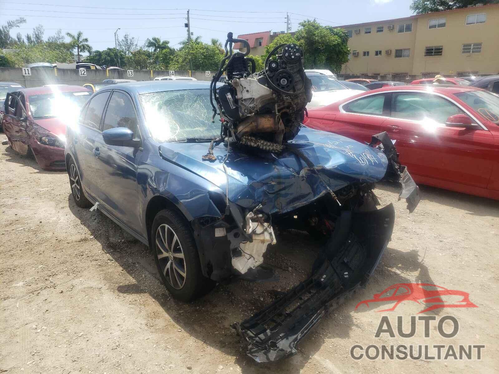 VOLKSWAGEN JETTA 2016 - 3VWD67AJ6GM316197