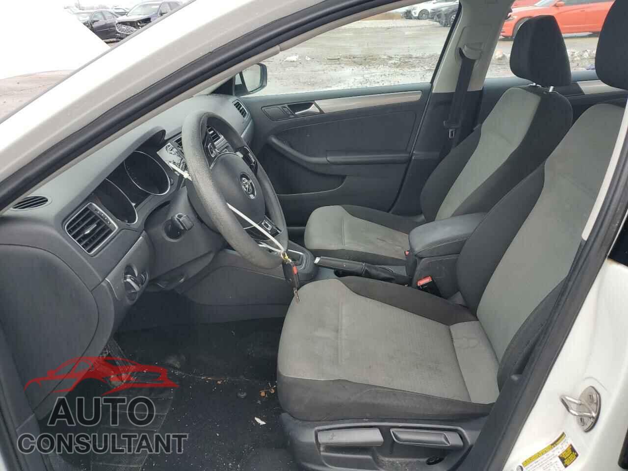 VOLKSWAGEN JETTA 2017 - 3VW2B7AJ4HM407974
