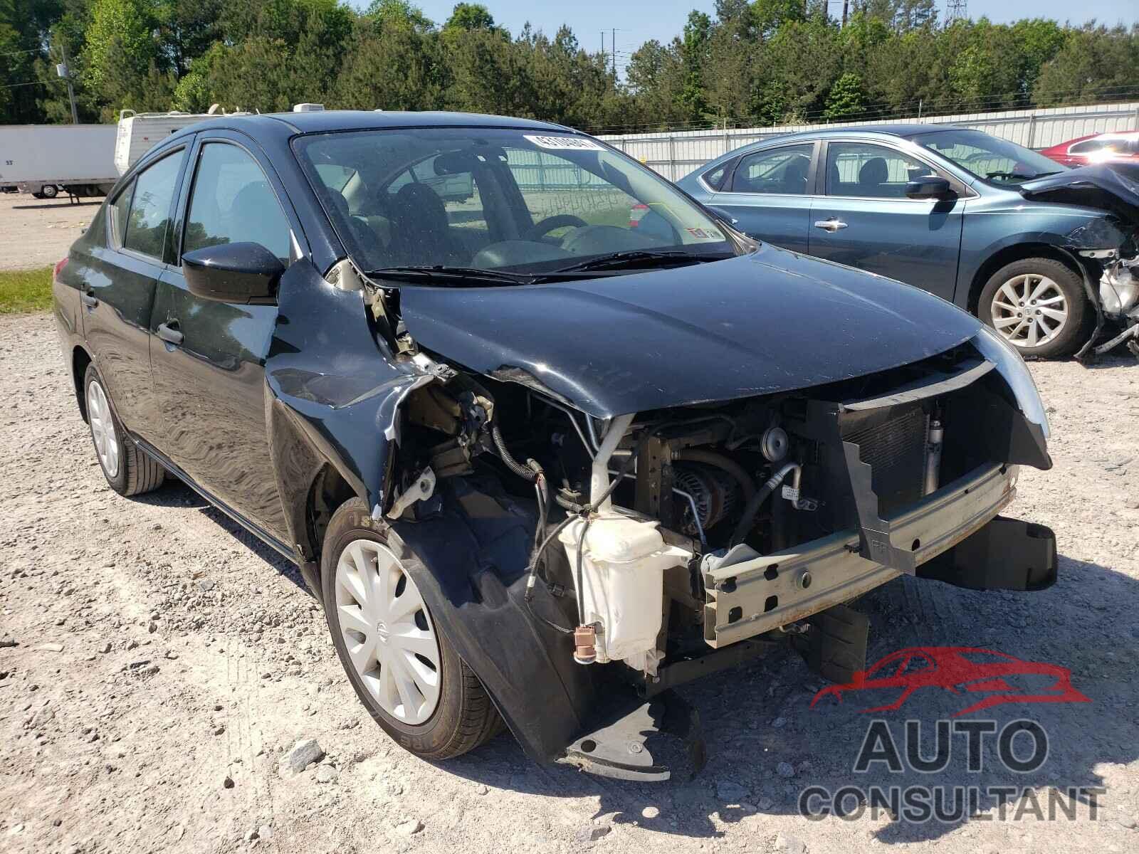 NISSAN VERSA 2017 - 3N1CN7AP1HL810225