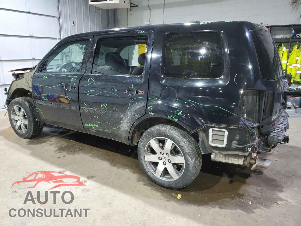HONDA PILOT 2014 - 5FNYF4H92EB016849