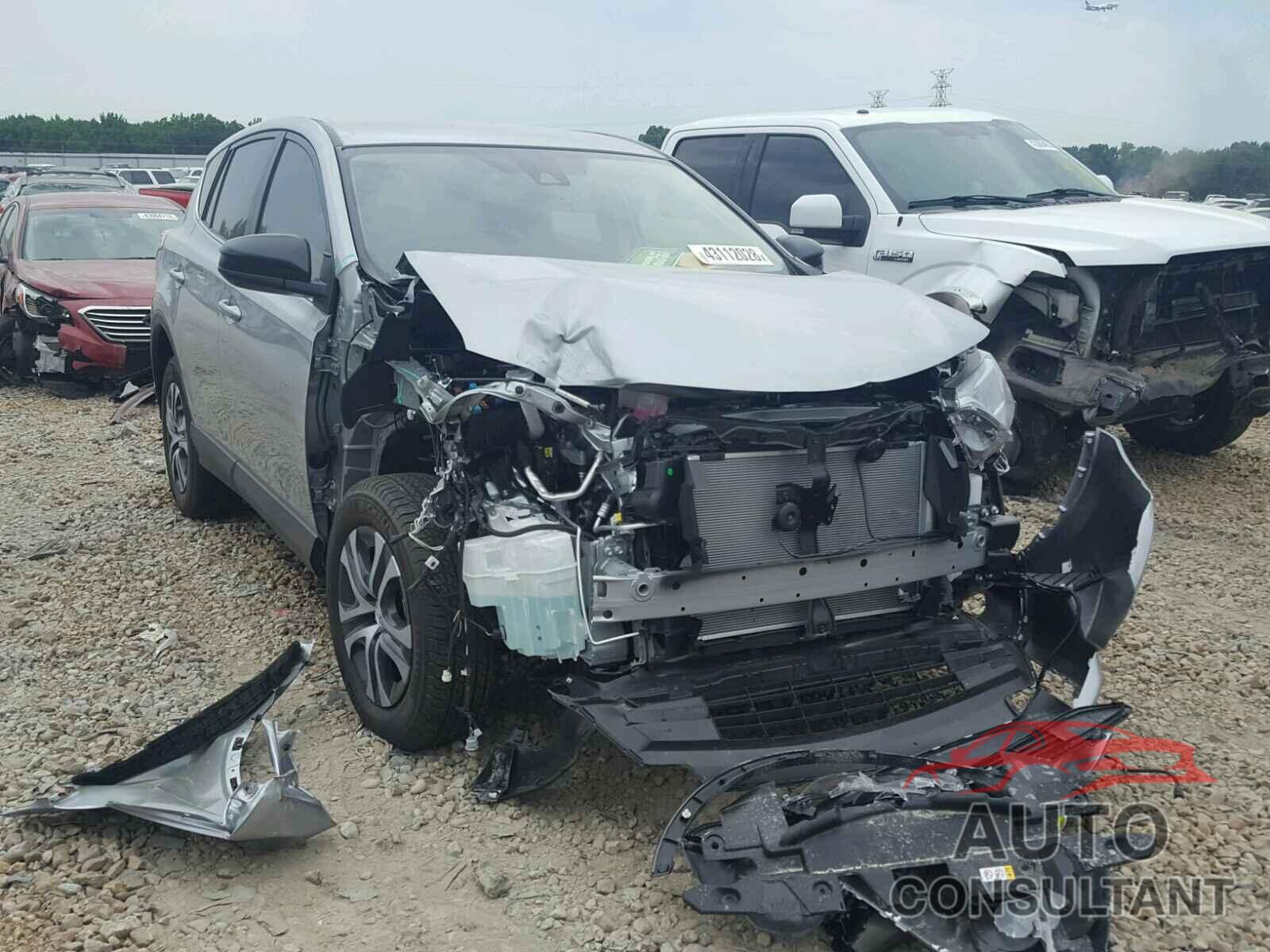 TOYOTA RAV4 LE 2018 - JTMZFREV0JJ190327