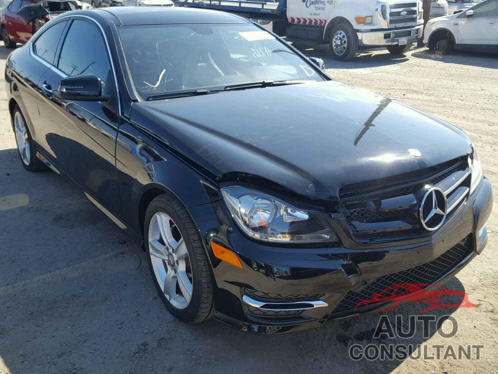 MERCEDES-BENZ C 250 2015 - WDDGJ4HBXFG385324
