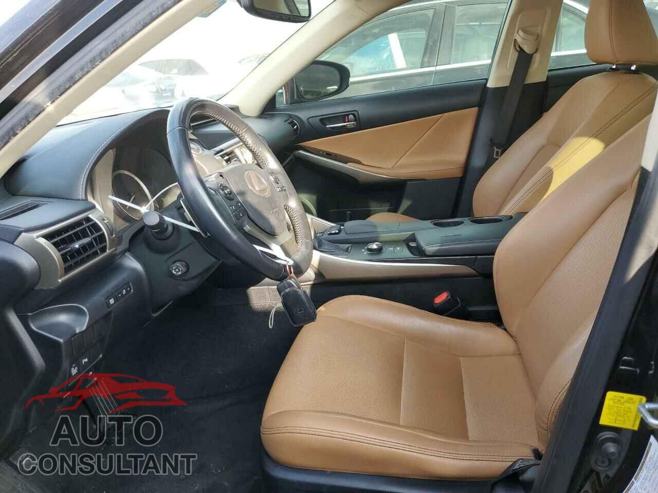 LEXUS IS 2016 - JTHBA1D25G5004502