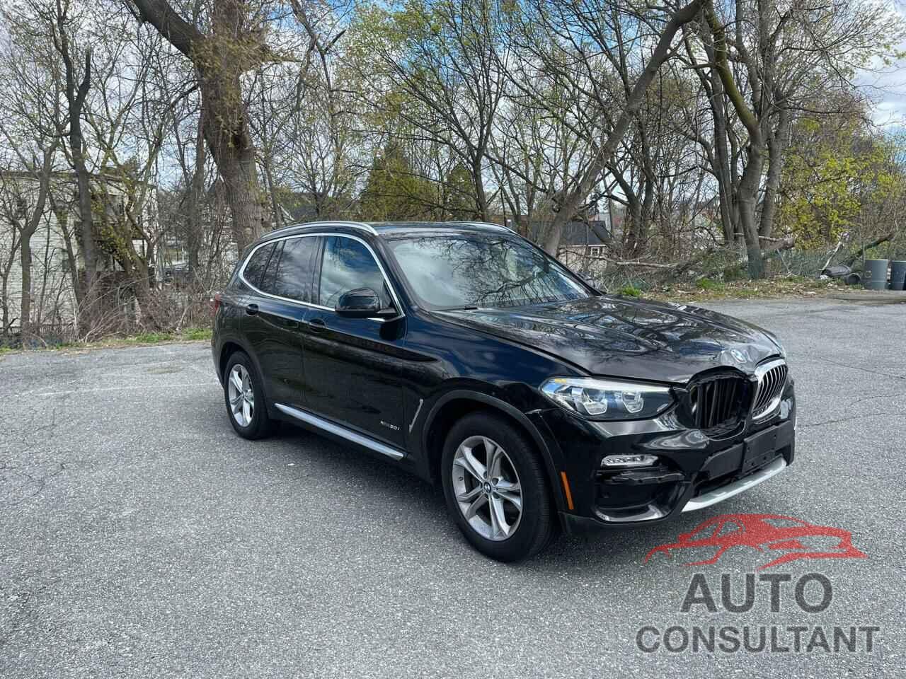 BMW X3 2018 - 5UXTR9C56JLD65279