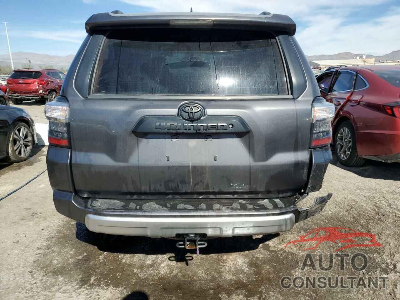 TOYOTA 4RUNNER 2018 - JTEBU5JRXJ5532315