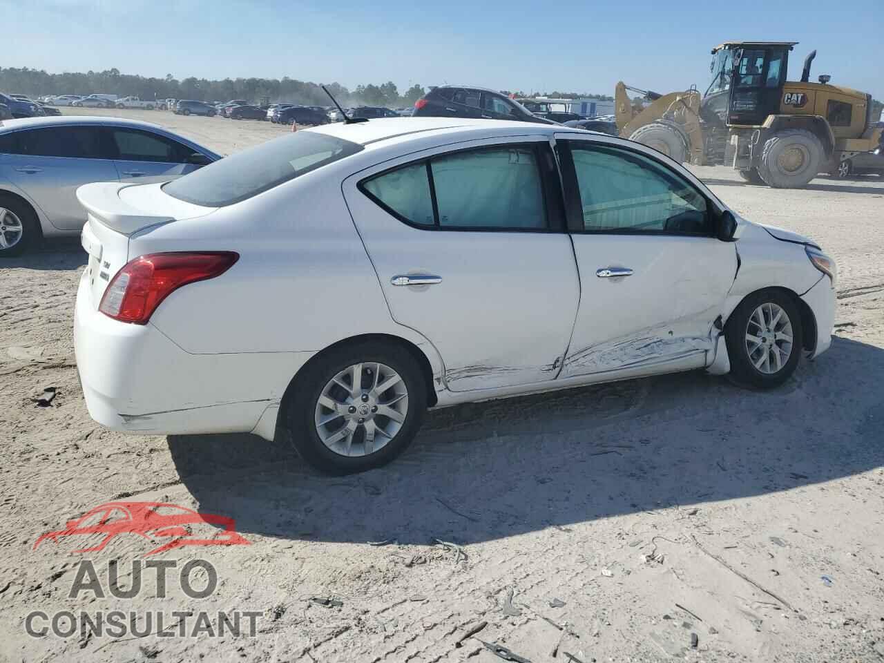 NISSAN VERSA 2019 - 3N1CN7AP3KL822402