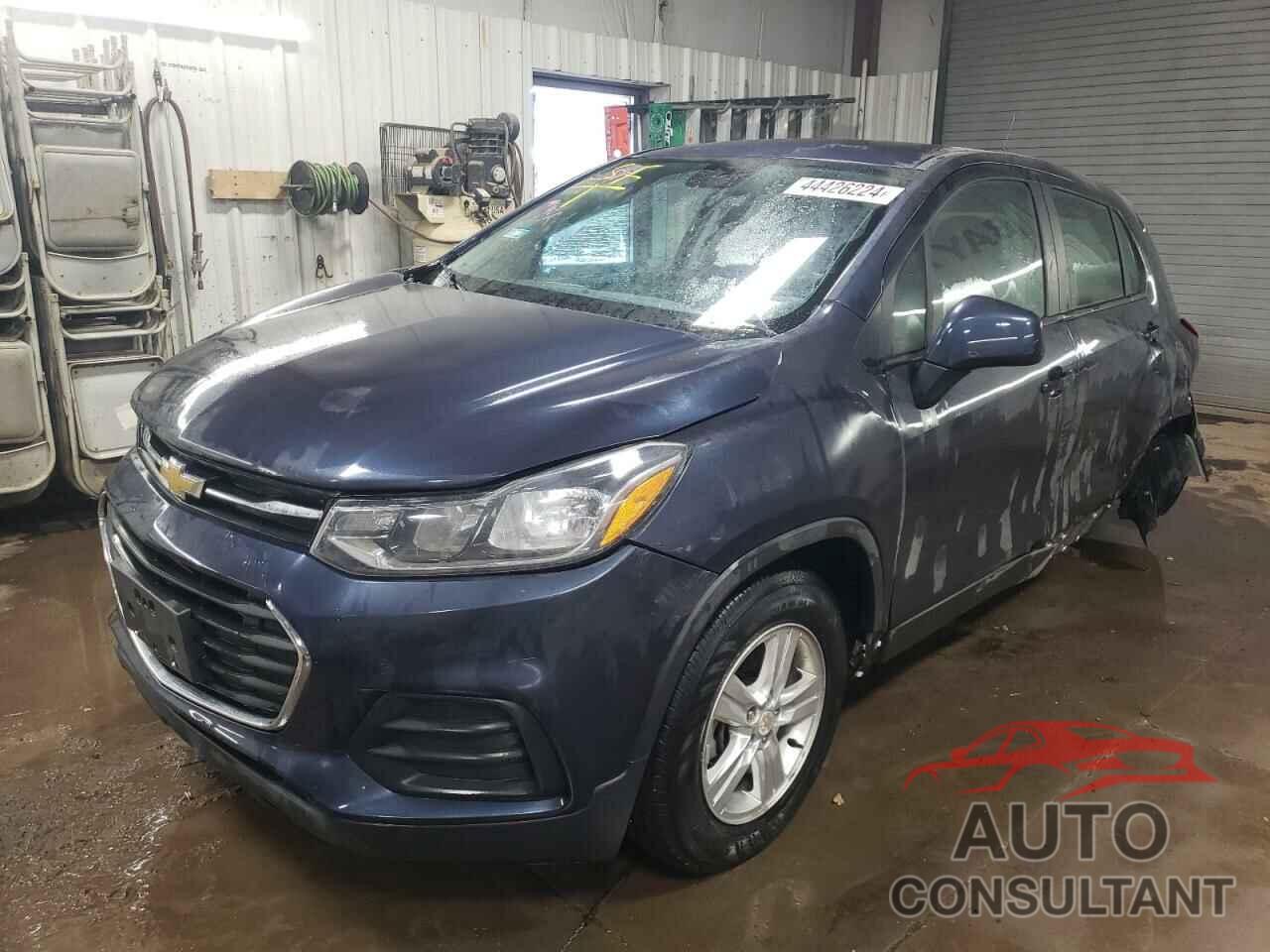 CHEVROLET TRAX 2018 - 3GNCJNSB1JL305850