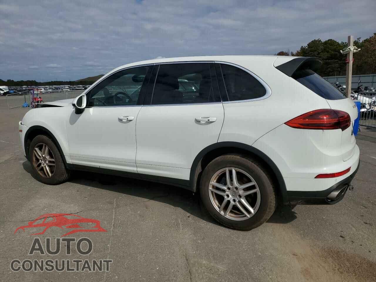 PORSCHE CAYENNE 2016 - WP1AA2A2XGKA12330