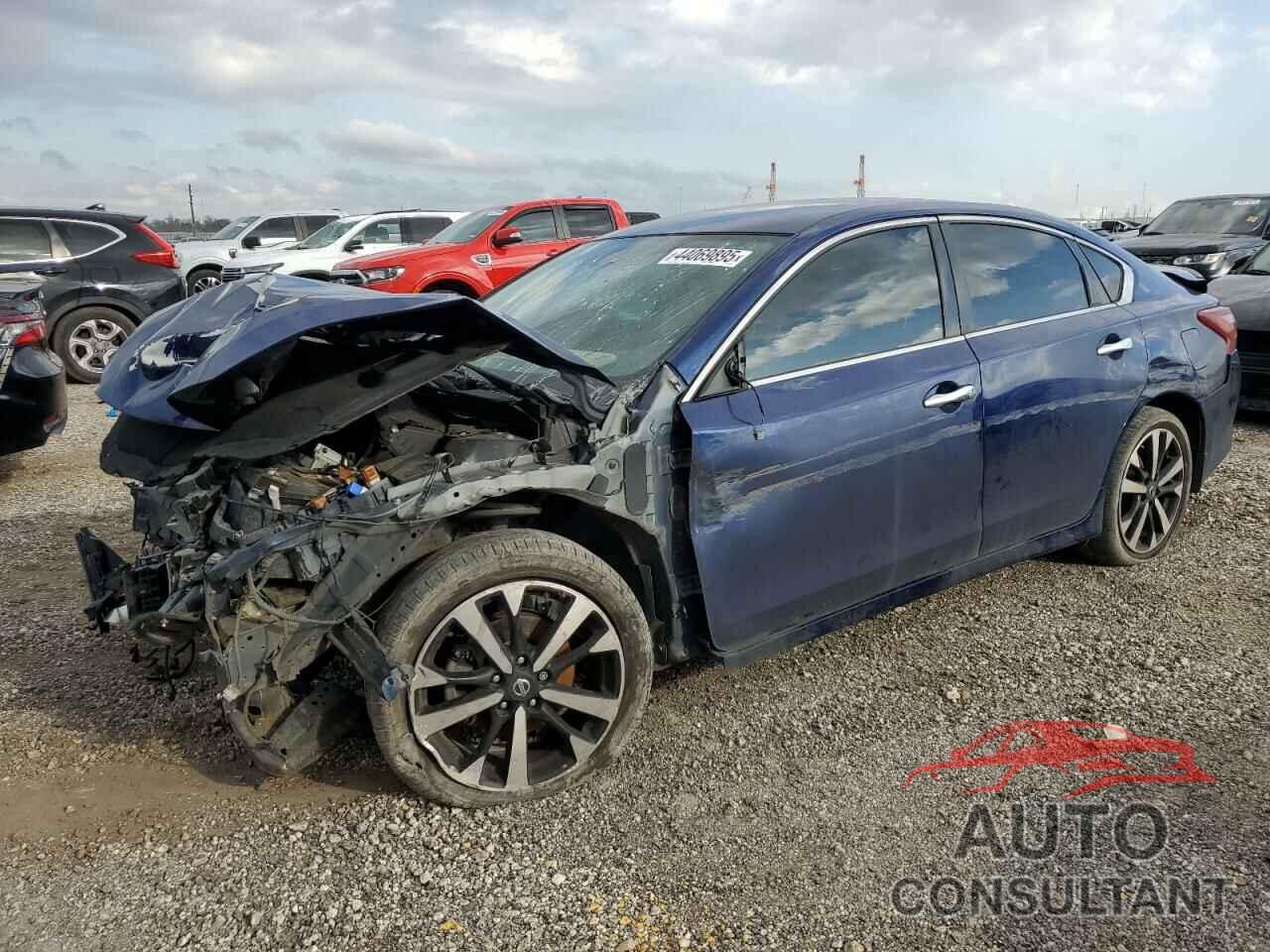 NISSAN ALTIMA 2018 - 1N4AL3AP5JC477487